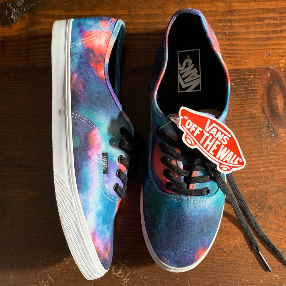 💚 NWT Galaxy Vans
